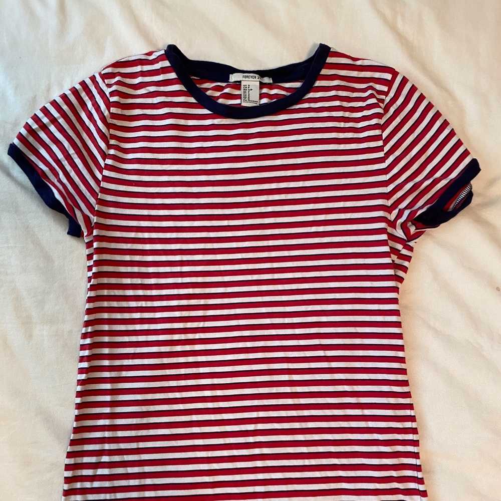 Simple stripped tee!!